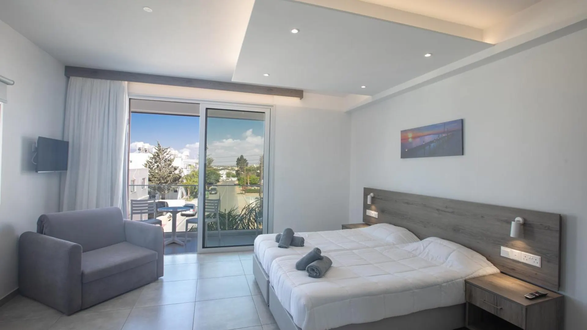 Pavlinia Hotel & Apartments Ayia Napa Aparthotel