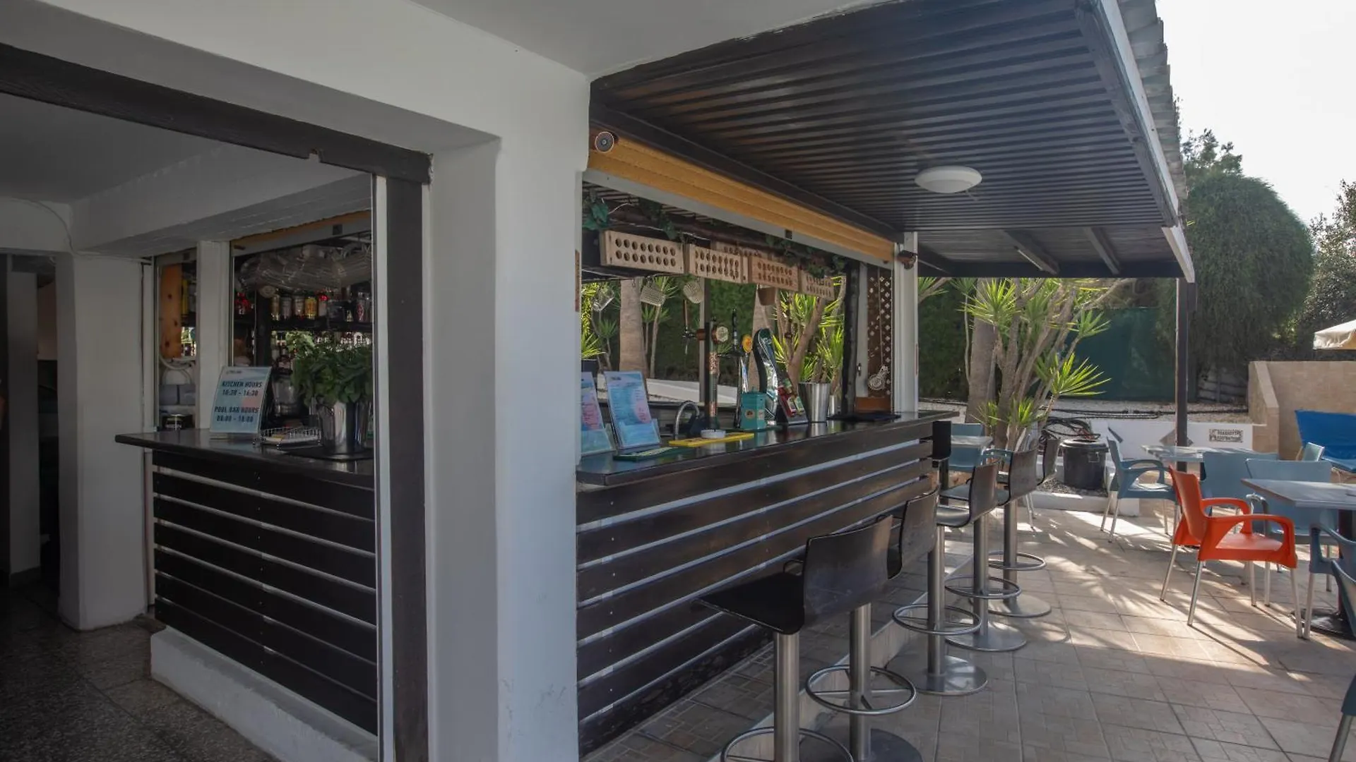 Pavlinia Hotel & Apartments Ayia Napa 3*,  Cyprus