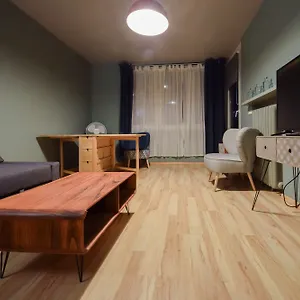 https://shortstaypoland-srebrna-b36.warsawhotelspoland.com